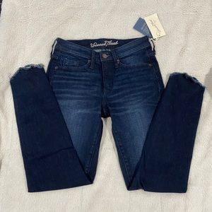 NWT Universal thread high rise skinny crop jeans